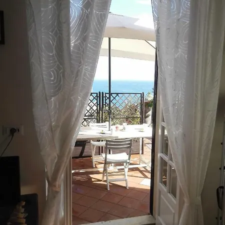 Elena Hébergement de vacances *