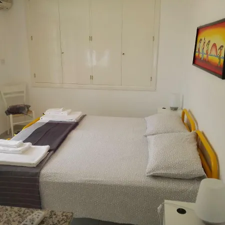 Elena Hébergement de vacances Acireale